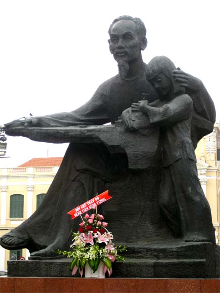 Statue of Ho Chi Minh