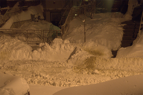 Snowy night in Washington DC